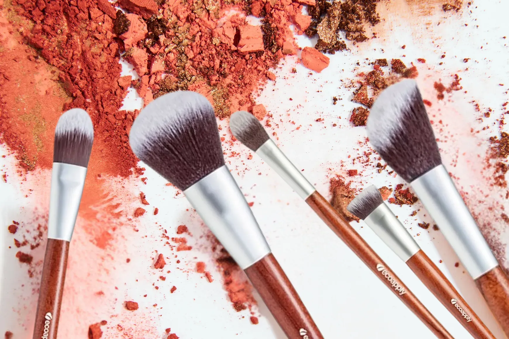 Brochas veganas de maquillaje, de la marca de ecoapply en CN Holística, distribuidores para toda Canarias